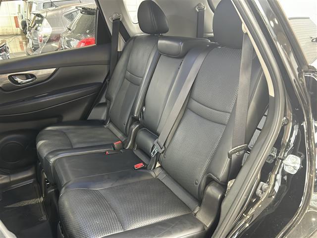 商談ルームにはキッズルームも完備しています☆お子様連れでもゆっくりとお車をお選びいただけます！