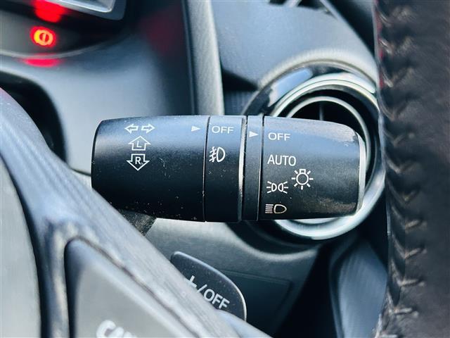 デミオ XDツーリング ワンオーナー、純正メモリナビ、バックカメラ、HUD、SCBS、横滑り防止機能、クルコン、センターコンソール、純正フロアマット、純正16インチAW、純正LEDヘッドライト、フォグランプ、トノカバー(10枚目)