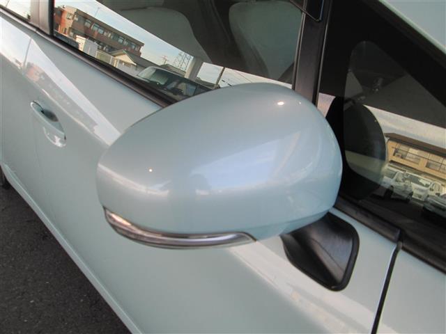 プリウス Ｇ　純正ＳＤナビ／フルセグＴＶ／バックカメラ／ステアリングスイッチ／キセノンライト／フォグライト／オートライト／プッシュスタート／スマートキー／スペアキー／クルーズコントロール／ビルトインＥＴＣ／電動格納（18枚目）