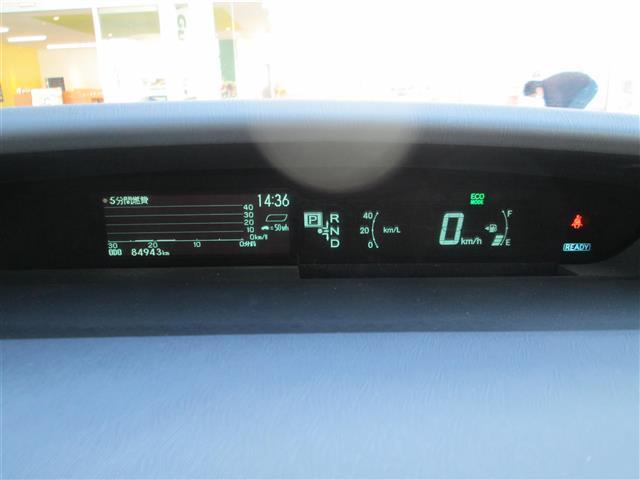 プリウス Ｇ　純正ＳＤナビ／フルセグＴＶ／バックカメラ／ステアリングスイッチ／キセノンライト／フォグライト／オートライト／プッシュスタート／スマートキー／スペアキー／クルーズコントロール／ビルトインＥＴＣ／電動格納（25枚目）
