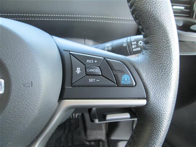 セレナ ハイウェイスター VセレクションII 1オナ 純9型ナビ セーフティパックB(12枚目)