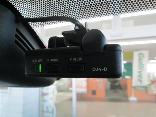 セレナ ハイウェイスター VセレクションII 1オナ 純9型ナビ セーフティパックB(13枚目)