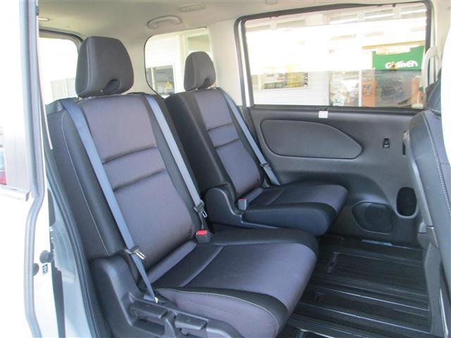 セレナ ハイウェイスター VセレクションII 1オナ 純9型ナビ セーフティパックB(19枚目)