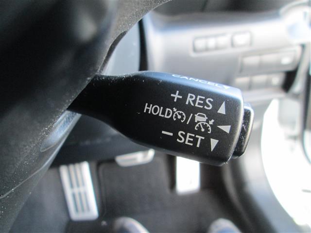 ＩＳ ＩＳ３００ｈ　Ｆスポーツ（14枚目）