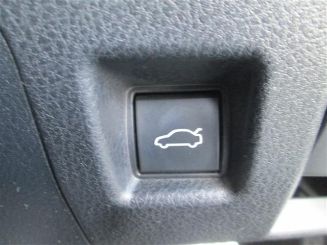 ＩＳ ＩＳ３００ｈ　Ｆスポーツ（16枚目）