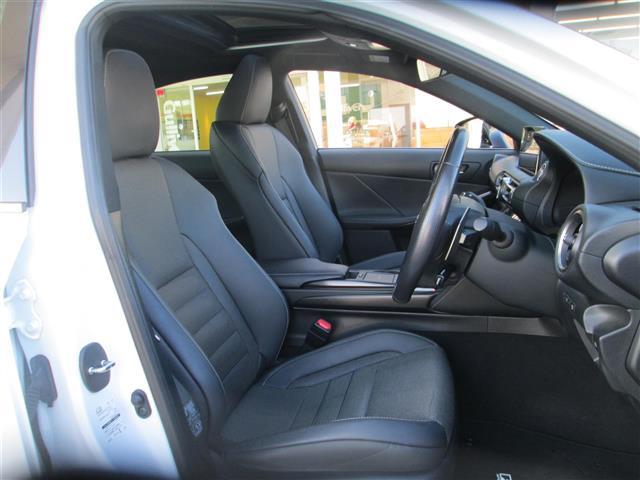 ＩＳ ＩＳ３００ｈ　Ｆスポーツ（19枚目）