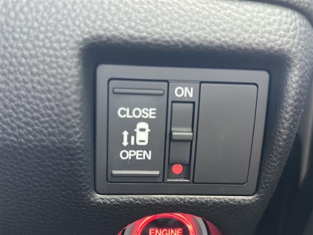 N-BOXカスタム G・Lホンダセンシング 純正ナビ・フルセグTV/BT Audio/CD/DVD/AUX・USB/AM/FM/SD/iPod・バックカメラ・ビルトインETC・純正ドラレコ・レーダークルコン・プッシュS・無限フロアマット(13枚目)