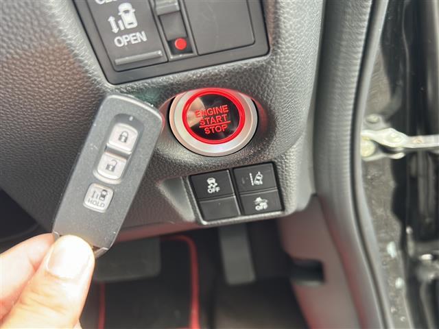 N-BOXカスタム G・Lホンダセンシング 純正ナビ・フルセグTV/BT Audio/CD/DVD/AUX・USB/AM/FM/SD/iPod・バックカメラ・ビルトインETC・純正ドラレコ・レーダークルコン・プッシュS・無限フロアマット(14枚目)