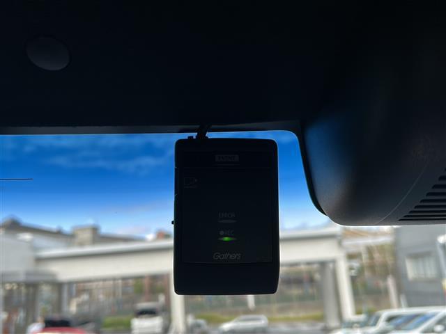 N-BOXカスタム G・Lホンダセンシング 純正ナビ・フルセグTV/BT Audio/CD/DVD/AUX・USB/AM/FM/SD/iPod・バックカメラ・ビルトインETC・純正ドラレコ・レーダークルコン・プッシュS・無限フロアマット(17枚目)