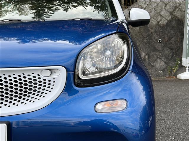 スマートフォーツークーペ BRABUS スポーツ Panasonicナビ・フルセグTV ・BT Audio・バックカメラ・クルーズコントロール・ETC・ガラスルーフ・衝突軽減装置・車線逸脱防止装置・コーナーセンサー・アイドリングストップ・パドルシフト(11枚目)