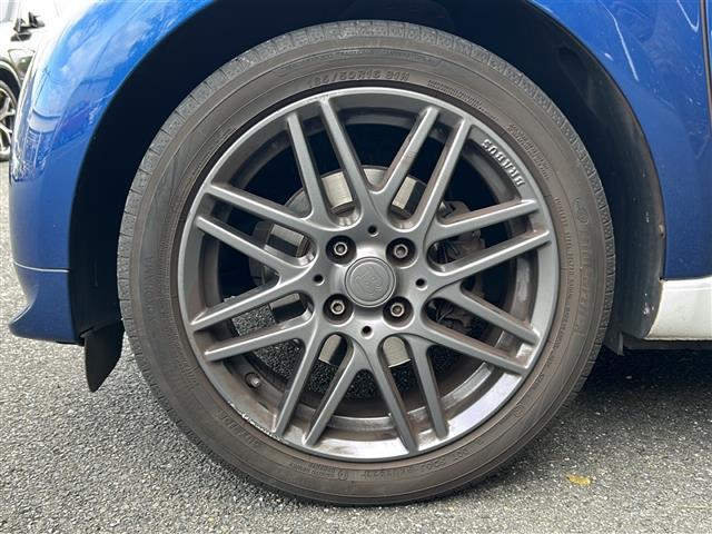 スマートフォーツークーペ BRABUS スポーツ Panasonicナビ・フルセグTV ・BT Audio・バックカメラ・クルーズコントロール・ETC・ガラスルーフ・衝突軽減装置・車線逸脱防止装置・コーナーセンサー・アイドリングストップ・パドルシフト(15枚目)