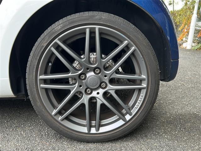 スマートフォーツークーペ BRABUS スポーツ Panasonicナビ・フルセグTV ・BT Audio・バックカメラ・クルーズコントロール・ETC・ガラスルーフ・衝突軽減装置・車線逸脱防止装置・コーナーセンサー・アイドリングストップ・パドルシフト(16枚目)