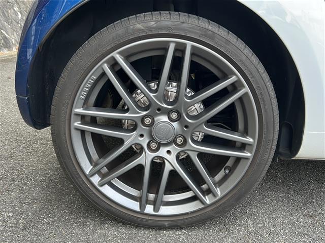 スマートフォーツークーペ BRABUS スポーツ Panasonicナビ・フルセグTV ・BT Audio・バックカメラ・クルーズコントロール・ETC・ガラスルーフ・衝突軽減装置・車線逸脱防止装置・コーナーセンサー・アイドリングストップ・パドルシフト(17枚目)