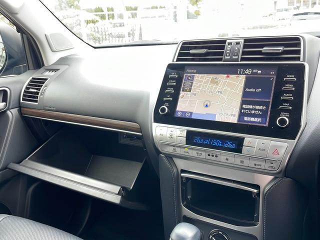 ランドクルーザープラド ＴＸ　Ｌパッケージ　マットブラックエディション　ワンオーナー　メーカーナビ　本革シート　トヨタセーフティセンス　全方位モニター　専用１８インチＡＷ　レーダークルーズコントロール（7枚目）