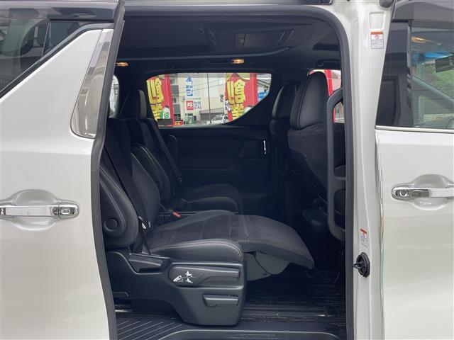 アルファード 2.5S タイプゴールド ワンオーナー サンルーフ 純正ナビ TV 純正フリップダウンモニター ETC TSS ハーフレザーシート 両側パワースライドドア パワーバックドア レーダークルーズコントロール 前後ドライブレコーダー(17枚目)