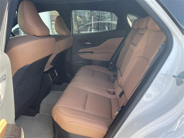 クラウンスポーツ Z 純正ディスプレイオーディオ 茶革シート パノラマルーフ パノラミックビューモニター トヨタセーフティセンス ビルトインETC2.0 純正21インチAW LEDヘッドライト LEDフォグライト(18枚目)