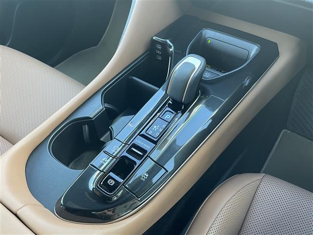 クラウンスポーツ Z 純正ディスプレイオーディオ 茶革シート パノラマルーフ パノラミックビューモニター トヨタセーフティセンス ビルトインETC2.0 純正21インチAW LEDヘッドライト LEDフォグライト(24枚目)