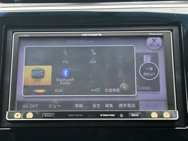 グレイス ハイブリッドLX 純正ナビ バックカメラ クルーズコントロール ETC プッシュスタート スマートキー スペアキー パワーウィンドウ パワーステアリング 保証書 取扱説明書 記録簿 キセノンライト(4枚目)