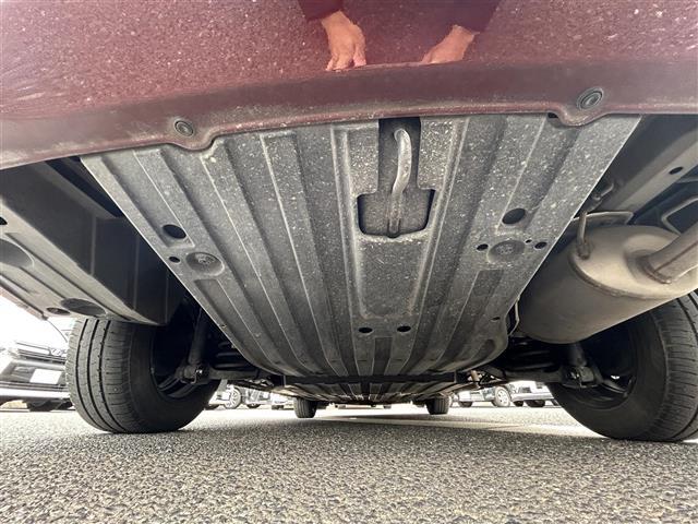 グレイス ハイブリッドLX 純正ナビ バックカメラ クルーズコントロール ETC プッシュスタート スマートキー スペアキー パワーウィンドウ パワーステアリング 保証書 取扱説明書 記録簿 キセノンライト(40枚目)