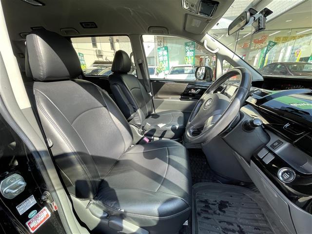 ヴォクシー ZS 煌II 社外ナビ 両側パワースライドドア ビルトインETC バックカメラ MTモード付AT パドルシフト ウォークスルー プッシュスタート スマートキー 純正16インチアルミホイール ハロゲン USB入力端子(19枚目)