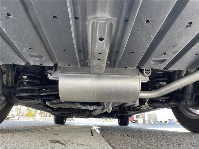 ヴォクシー ZS 煌II 社外ナビ 両側パワースライドドア ビルトインETC バックカメラ MTモード付AT パドルシフト ウォークスルー プッシュスタート スマートキー 純正16インチアルミホイール ハロゲン USB入力端子(39枚目)