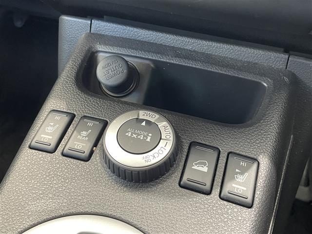 エクストレイル 20Xtt 純正ナビ ダウンヒルアシスト 4WD バックカメラ ビルトインETC クルコン 全席シートヒーター ルーフレール スマートキー スペアキー USB入力端子 純正18インチAW キセノンヘッドライト(10枚目)