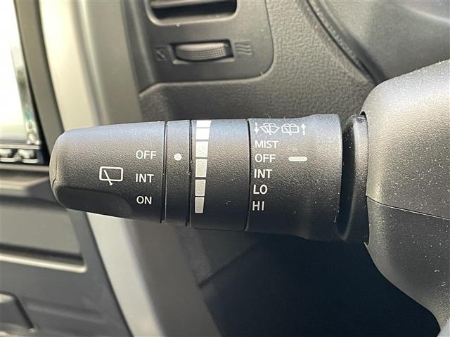 エクストレイル 20Xtt 純正ナビ ダウンヒルアシスト 4WD バックカメラ ビルトインETC クルコン 全席シートヒーター ルーフレール スマートキー スペアキー USB入力端子 純正18インチAW キセノンヘッドライト(16枚目)