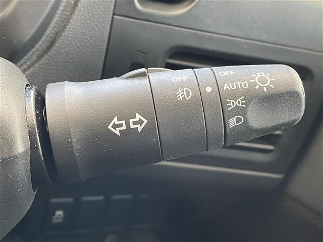 エクストレイル 20Xtt 純正ナビ ダウンヒルアシスト 4WD バックカメラ ビルトインETC クルコン 全席シートヒーター ルーフレール スマートキー スペアキー USB入力端子 純正18インチAW キセノンヘッドライト(17枚目)