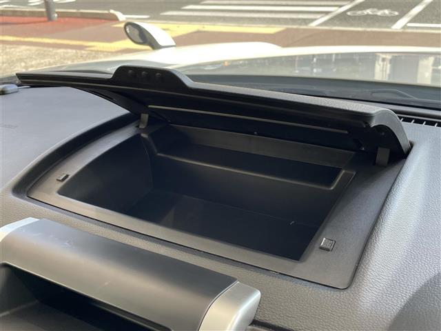 エクストレイル 20Xtt 純正ナビ ダウンヒルアシスト 4WD バックカメラ ビルトインETC クルコン 全席シートヒーター ルーフレール スマートキー スペアキー USB入力端子 純正18インチAW キセノンヘッドライト(18枚目)