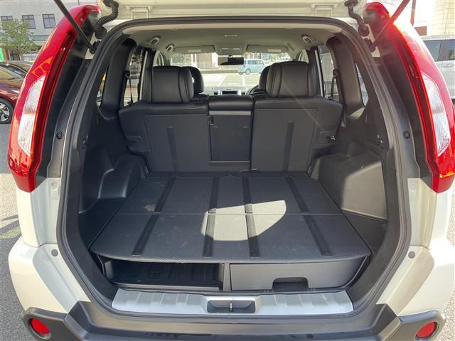 エクストレイル 20Xtt 純正ナビ ダウンヒルアシスト 4WD バックカメラ ビルトインETC クルコン 全席シートヒーター ルーフレール スマートキー スペアキー USB入力端子 純正18インチAW キセノンヘッドライト(37枚目)