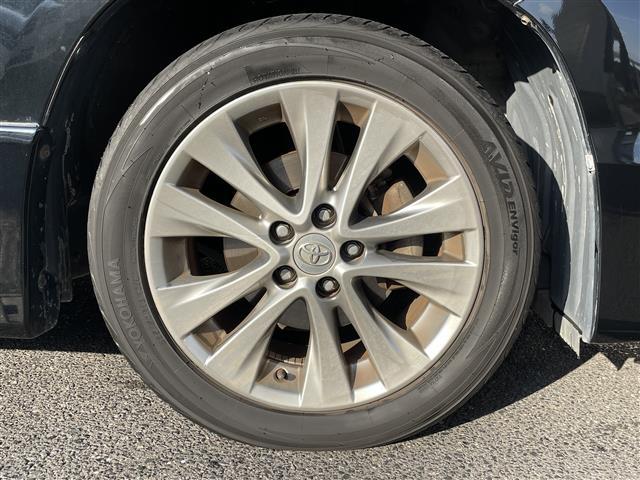 ヴェルファイア 2.4Z プラチナセレクションII タイプゴールド フリップダウンモニター 社外ナビ クルコン 両側パワースライドドア 電動リアゲート ビルトインETC バックカメラ ウォークスルー MT付AT プッシュスタート スマートキー スペアキー 純正18AW(37枚目)