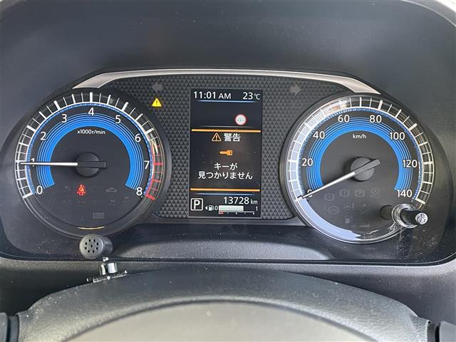 デリカミニ T プレミアム 10インチディスプレイオーディオ e-Assist アラウンドビューモニター レーダークルーズコントロール コーナーセンサー アイドリングストップ 両側パワースライドドア シートヒーター LEDライト(3枚目)