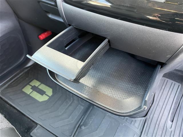 デリカミニ T プレミアム 10インチディスプレイオーディオ e-Assist アラウンドビューモニター レーダークルーズコントロール コーナーセンサー アイドリングストップ 両側パワースライドドア シートヒーター LEDライト(17枚目)