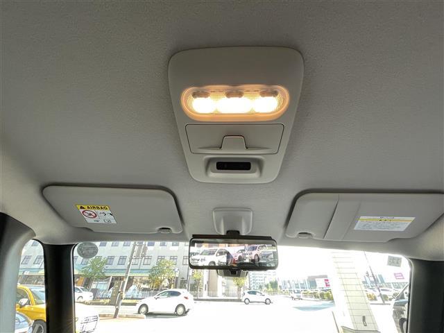 デリカミニ T プレミアム 10インチディスプレイオーディオ e-Assist アラウンドビューモニター レーダークルーズコントロール コーナーセンサー アイドリングストップ 両側パワースライドドア シートヒーター LEDライト(18枚目)