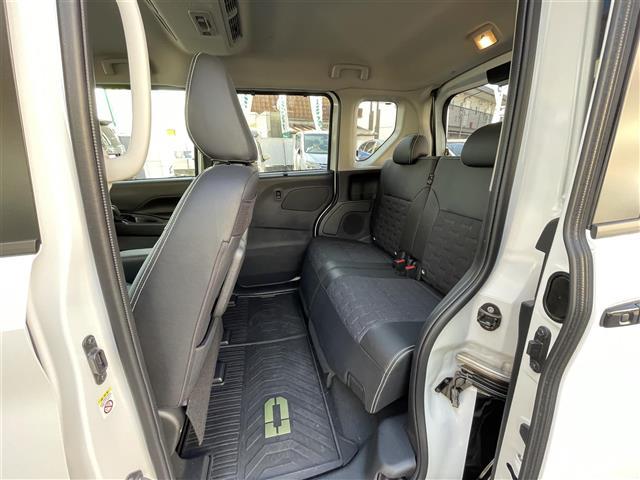 デリカミニ T プレミアム 10インチディスプレイオーディオ e-Assist アラウンドビューモニター レーダークルーズコントロール コーナーセンサー アイドリングストップ 両側パワースライドドア シートヒーター LEDライト(24枚目)