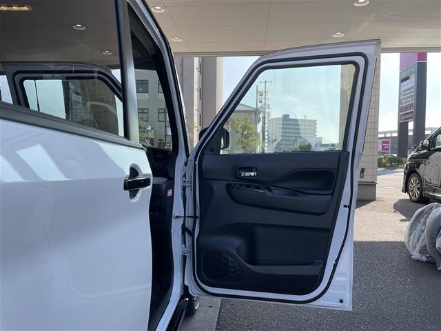 デリカミニ T プレミアム 10インチディスプレイオーディオ e-Assist アラウンドビューモニター レーダークルーズコントロール コーナーセンサー アイドリングストップ 両側パワースライドドア シートヒーター LEDライト(36枚目)