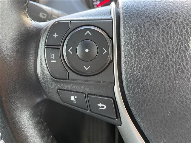 ノア Ｓｉ　ダブルバイビーＩＩ　純正ナビ　衝突軽減　クルコン　アイドリングストップ　オートハイビーム　ビルトインＥＴＣ　ドラレコ　バックカメラ　両側パワスラ　ウォークスルー　ＭＴ付きＡＴ　スマートキー　スペアキー　純正１６インチＡＷ（20枚目）