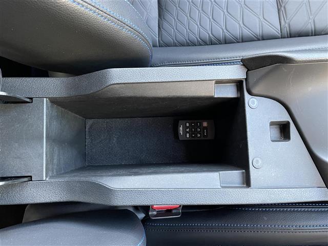 ノート オーテック　クロスオーバー　ＫＥＮＷＯＯＤサウンド　置くだけ充電　純正ナビ　プロパイロット　ＡＣＣ　レーンキープ　全カメ　ステアリングヒーター　オートハイビーム　ＥＴＣ　ドラレコ　ルーフレール　４ＷＤ　スペアキー　純正１６ＡＷ（12枚目）