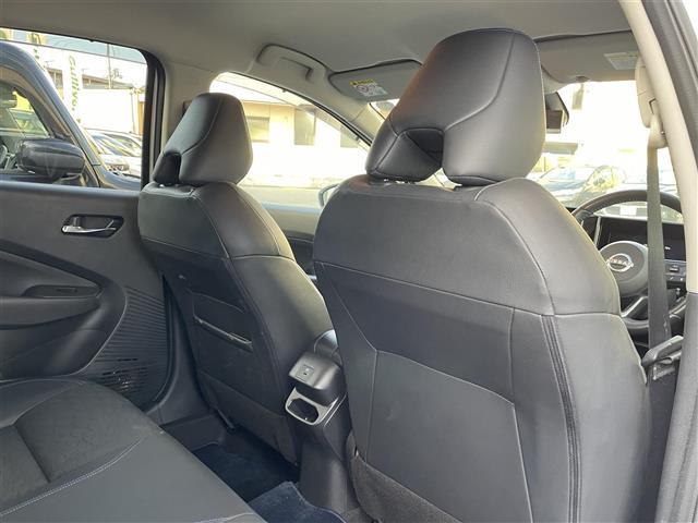 ノート オーテック　クロスオーバー　ＫＥＮＷＯＯＤサウンド　置くだけ充電　純正ナビ　プロパイロット　ＡＣＣ　レーンキープ　全カメ　ステアリングヒーター　オートハイビーム　ＥＴＣ　ドラレコ　ルーフレール　４ＷＤ　スペアキー　純正１６ＡＷ（22枚目）