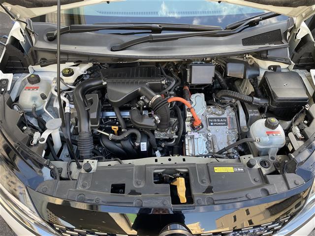 ノート オーテック　クロスオーバー　ＫＥＮＷＯＯＤサウンド　置くだけ充電　純正ナビ　プロパイロット　ＡＣＣ　レーンキープ　全カメ　ステアリングヒーター　オートハイビーム　ＥＴＣ　ドラレコ　ルーフレール　４ＷＤ　スペアキー　純正１６ＡＷ（38枚目）