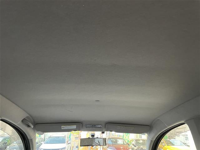 パッソ Ｘ　クツロギ　ミュージックプレイヤー　ＥＴＣ　社外１３インチアルミホイール　パワーステアリング　パワーウィンドウ　純正フロアマット　ハロゲンヘッドライト　ベンチシート　ドアバイザー（24枚目）