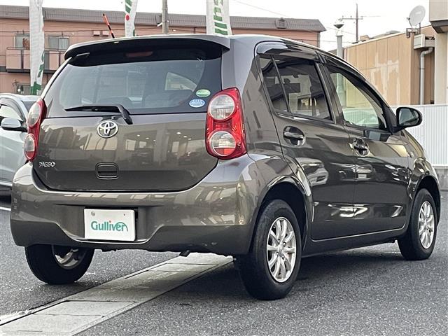 パッソ Ｘ　クツロギ　ミュージックプレイヤー　ＥＴＣ　社外１３インチアルミホイール　パワーステアリング　パワーウィンドウ　純正フロアマット　ハロゲンヘッドライト　ベンチシート　ドアバイザー（30枚目）