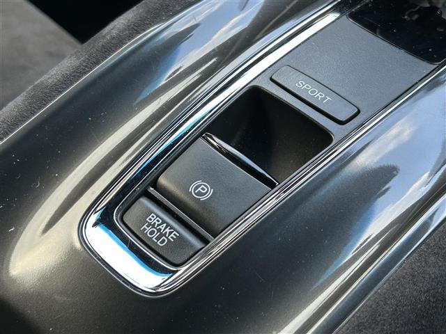 ヴェゼル ハイブリッドＲＳ・ホンダセンシング　ワンオーナー　社外１０インチメモリナビ　Ｈｏｎｄａ　ＳＥＮＳＩＮＧ　アイドリングストップ　バックカメラ　レオニスホイール　ＬＥＤヘッドライト　前後ドライブレコーダー　シートヒーター　プッシュスタート（11枚目）