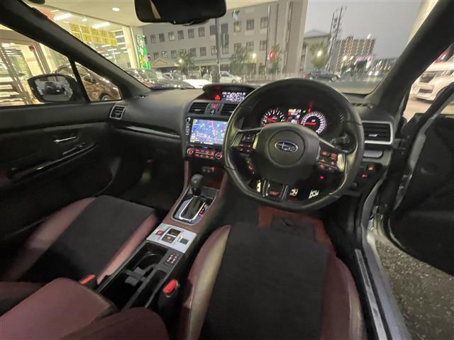 ＷＲＸ Ｓ４ ＳＴＩスポーツアイサイト　純正８インチナビ　サンルーフ　ＳＴＩエアロ　アイサイト　ブラインドスポットモニター　コーナーセンサーＰＬＯＶＡリアウィング　ＲＥＣＡＲＯシート　シートヒーター　パワーシート　純正１８インチＡＷ　ＥＴＣ（20枚目）