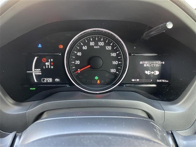 ヴェゼル ハイブリッドＲＳ・ホンダセンシング　純正メモリナビ　Ｈｏｎｄａ　ＳＥＮＳＩＮＧ　バックカメラ　アイドリングストップ　シートヒーター　ハーフレザーシート　純正１８インチＡＷ　プッシュスタート　スマートキー　ＥＴＣ（16枚目）