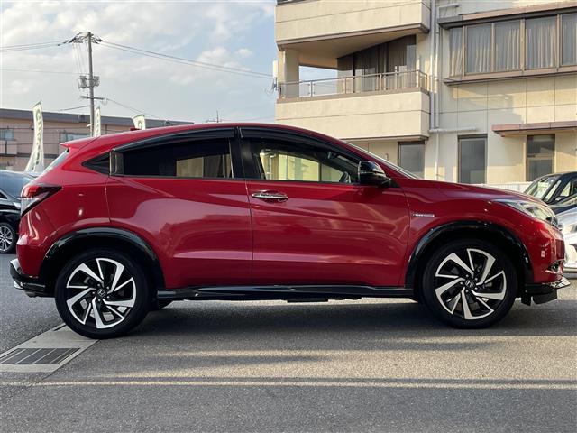 ヴェゼル ハイブリッドＲＳ・ホンダセンシング　純正メモリナビ　Ｈｏｎｄａ　ＳＥＮＳＩＮＧ　バックカメラ　アイドリングストップ　シートヒーター　ハーフレザーシート　純正１８インチＡＷ　プッシュスタート　スマートキー　ＥＴＣ（31枚目）