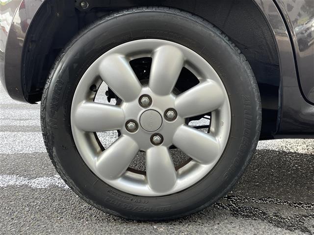 アルトラパン XL 社外SDナビ バックカメラ D席シートヒーター アイドリングストップ プッシュスタート スマートキー 純正14インチアルミホイール パワーステアリング パワーウィンドウ 保証書 記録簿 取扱説明書(40枚目)