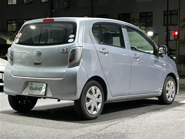 ミライース Ｌ　ＣＤチェンジャー　アイドリングストップ　パワーウィンドウ　パワーステアリング　取扱説明書　記録簿　ドアバイザー（32枚目）