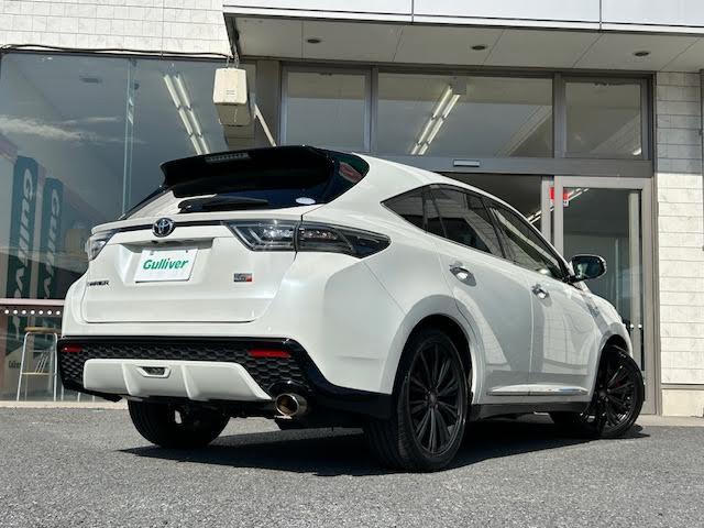 ハリアー エレガンス G’s 純正SDナビ/サンルーフ/ステアリングアシステッド・ビークルスタビリティコントロール/ドライブレコーダー/バックカメラ/Bluetooth/MT付AT/4WD/寒冷地仕様/純正アルミ(5枚目)