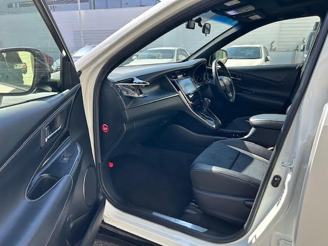 ハリアー エレガンス G’s 純正SDナビ/サンルーフ/ステアリングアシステッド・ビークルスタビリティコントロール/ドライブレコーダー/バックカメラ/Bluetooth/MT付AT/4WD/寒冷地仕様/純正アルミ(30枚目)